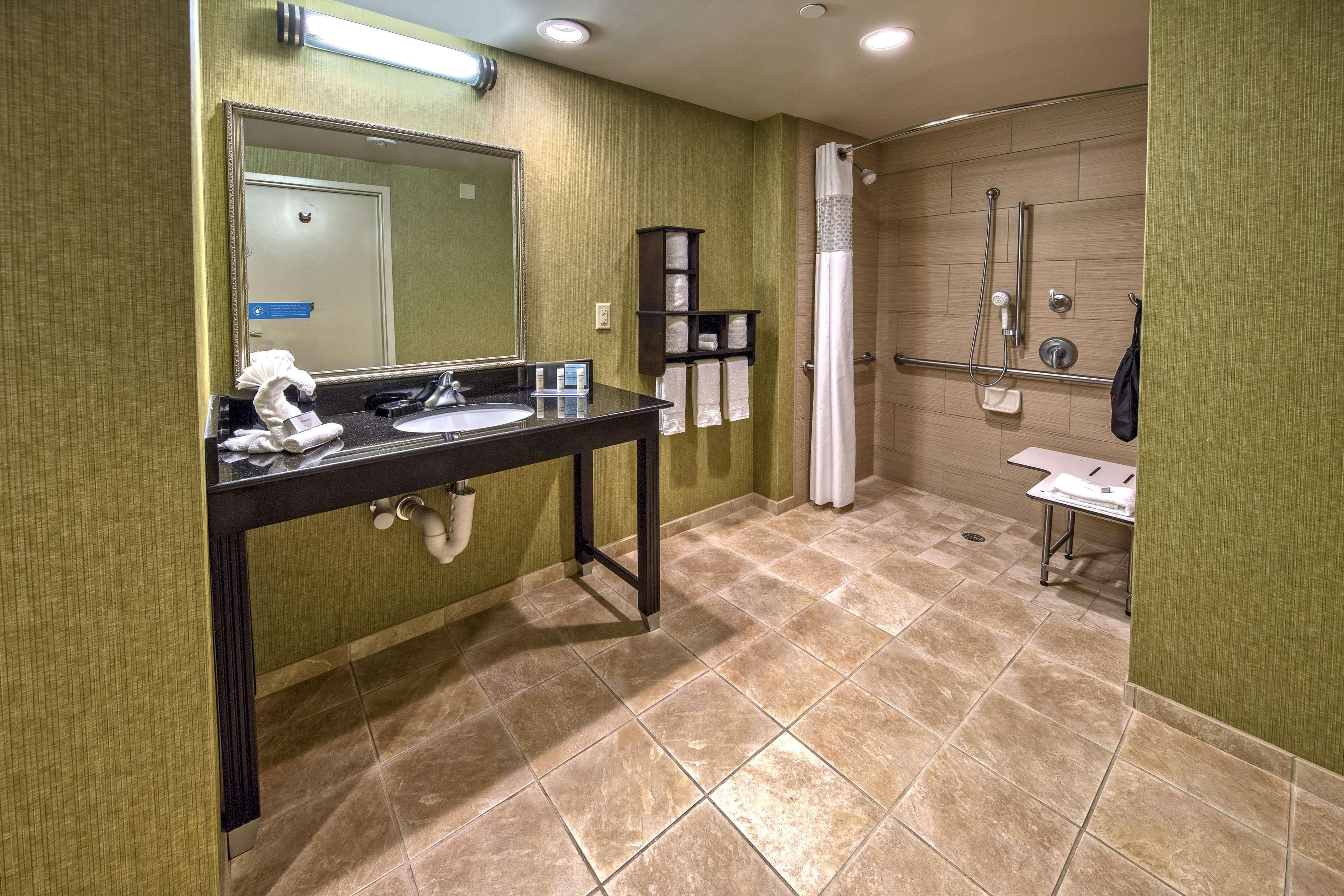 Hampton Inn Asheville-Tunnel Road Ngoại thất bức ảnh